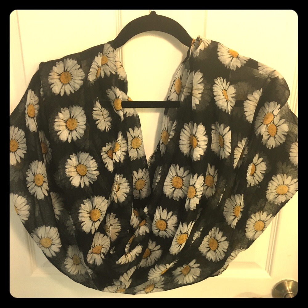 Light Fabric, Black Daisy Infinity Scarf
